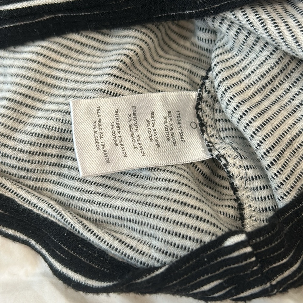 Dolan Left Coast Collection Striped Off the‎ Shoulder Sweater Size Small - Picture 8 of 10